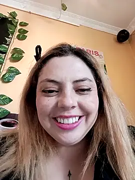 madelaine- online show from April 30, 2026, 8:57 pm