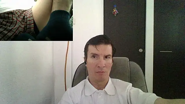 fieryloves online show from December 17, 2024, 12:22 pm