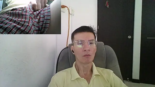 fieryloves online show from December 19, 2024, 1:18 pm