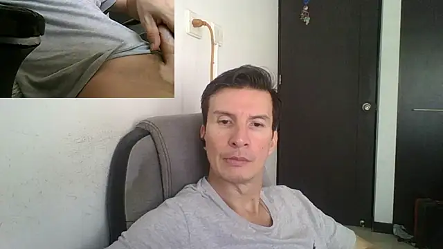 fieryloves online show from March 19, 2025, 4:02 pm