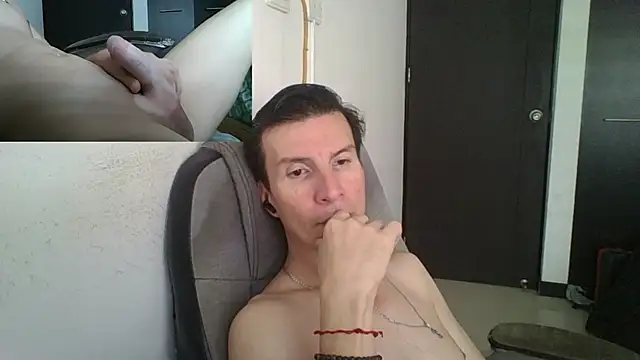 fieryloves online show from March 20, 2025, 9:02 pm
