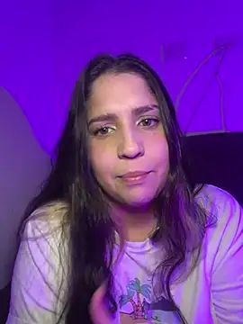 valentina jonnes1 online show from March 12, 2026, 5:46 am