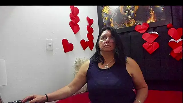 Snapshot of Evaaross_2345 chatting on February 17, 2025, 9:30 pm Evaaross 2345 online show from February 17, 2025, 9:30 pm