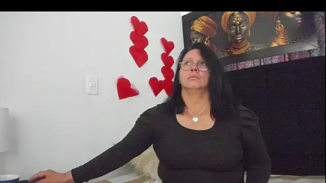Snapshot of Evaaross_2345 chatting on March 2, 2025, 1:49 pm Evaaross 2345 online show from March 2, 2025, 1:49 pm