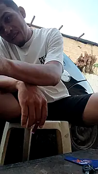 brattcumhot  online show from October 18, 2025, 9:37 pm