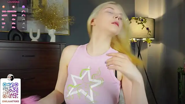 DaisyElmers online show from March 16, 2025, 3:25 am