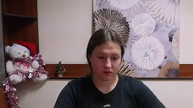 Snapshot of _sofi_smile chatting on December 14, 2024, 8:02 am sofi smile online show from December 14, 2024, 8:02 am