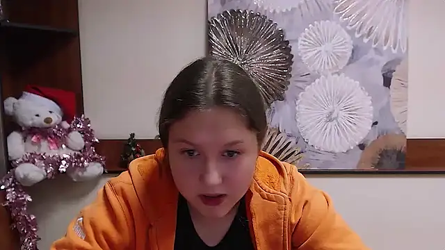 Snapshot of _sofi_smile chatting on December 20, 2024, 9:39 pm sofi smile online show from December 20, 2024, 9:39 pm