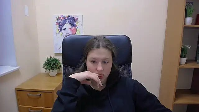 Snapshot of _sofi_smile chatting on January 14, 2025, 3:47 pm sofi smile online show from January 14, 2025, 3:47 pm