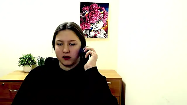 Snapshot of _sofi_smile chatting on January 16, 2025, 1:58 pm sofi smile online show from January 16, 2025, 1:58 pm