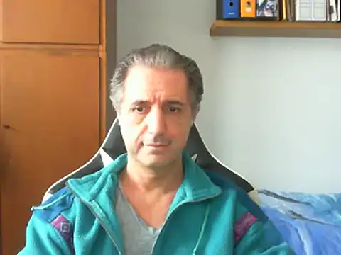Snapshot of lliuk70mi chatting on March 9, 2025, 1:59 pm lliuk70mi online show from March 9, 2025, 1:59 pm