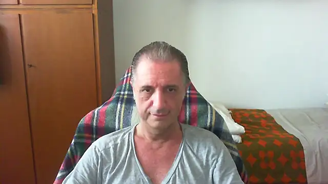 lliuk70mi online show from May 21, 2026, 12:12 pm