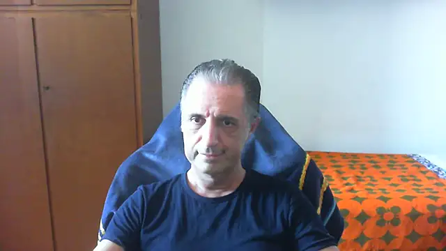 lliuk70mi online show from May 25, 2026, 1:17 pm