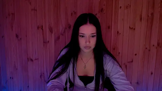 AlisaLink online show from October 12, 2025, 4:17 pm