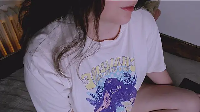 ChubbyMaia online show from May 6, 2026, 6:57 pm