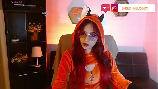 RedMeloddy online show from May 3, 2026, 9:32 pm