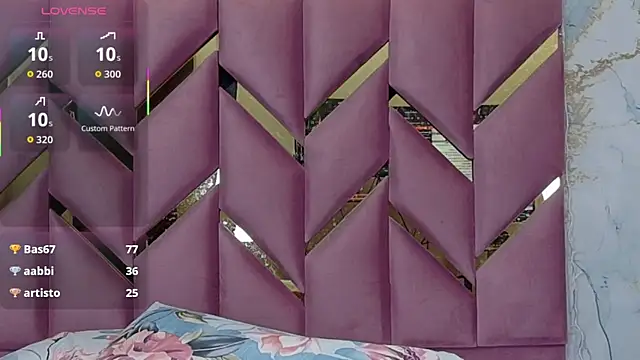 littleebonymommy online show from November 13, 2025, 3:27 am