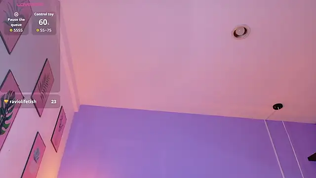 littleebonymommy online show from November 24, 2025, 7:57 pm