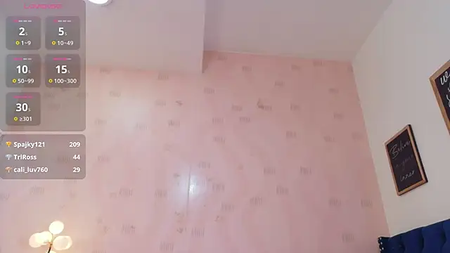 littleebonymommy online show from April 22, 2026, 7:59 pm
