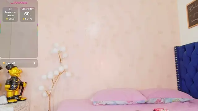 littleebonymommy online show from May 4, 2026, 7:10 pm