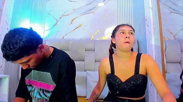 Snapshot of Annyeli chatting on October 5, 2025, 2:15 pm Annyeli online show from October 5, 2025, 2:15 pm