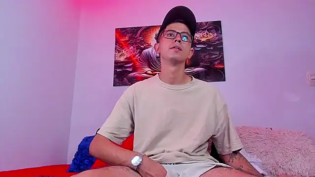 Snapshot of Ethan_Sai___ chatting on October 18, 2025, 4:15 am Ethan Sai online show from October 18, 2025, 4:15 am