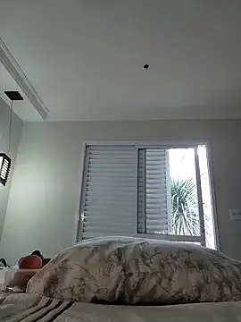 Snapshot of Branquinhasexy chatting on October 6, 2025, 8:17 pm Branquinhasexy online show from October 6, 2025, 8:17 pm