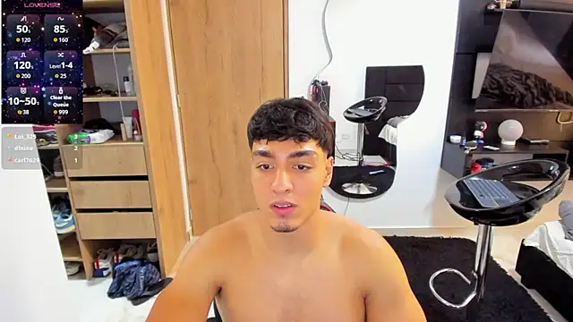 Snapshot of Cristhian_Evans chatting on September 21, 2025, 2:40 pm Cristhian Evans online show from September 21, 2025, 2:40 pm