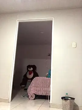 CAM 21X online show from October 29, 2025, 11:12 am