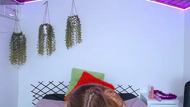 karla charloby online show from September 29, 2025, 3:39 pm