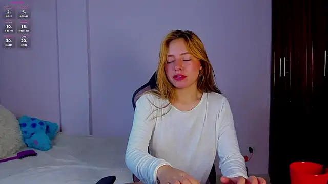 Snapshot of karla_charloby chatting on March 28, 2026, 1:11 pm karla charloby online show from March 28, 2026, 1:11 pm