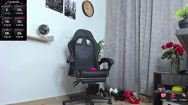 Snapshot of SophieBaker__ chatting on February 9, 2026, 1:53 am SophieBaker online show from February 9, 2026, 1:53 am