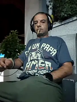 FotografoPollon online show from October 1, 2025, 9:10 pm