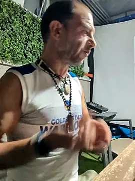 FotografoPollon online show from October 4, 2025, 9:13 pm