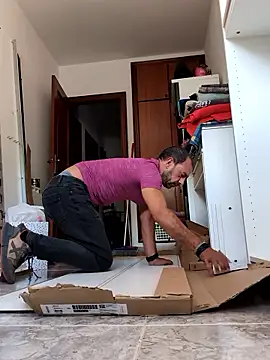 FotografoPollon online show from October 7, 2025, 9:50 am