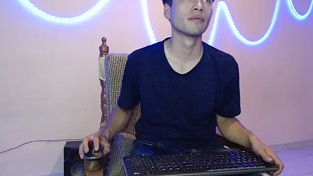 Snapshot of nolanjay_ chatting on March 11, 2025, 8:42 pm nolanjay online show from March 11, 2025, 8:42 pm