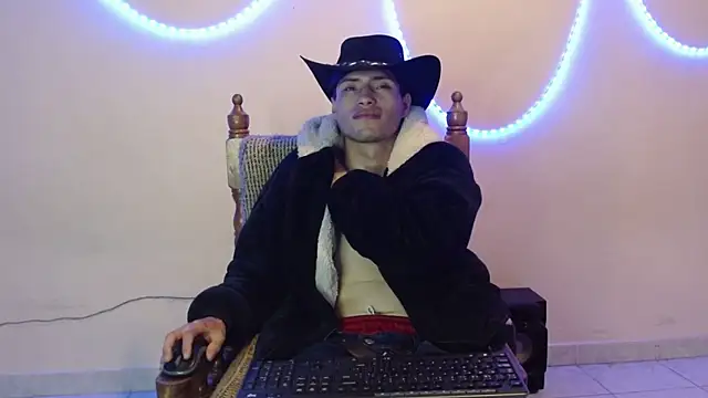 Snapshot of nolanjay_ chatting on March 11, 2025, 11:48 pm nolanjay online show from March 11, 2025, 11:48 pm