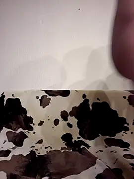 Snapshot of Zgodanilep chatting on October 11, 2025, 5:22 pm Zgodanilep online show from October 11, 2025, 5:22 pm