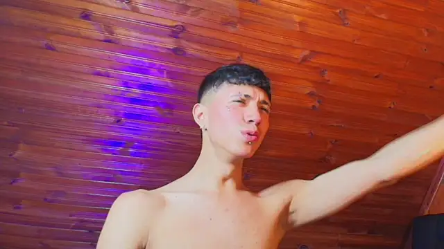 Justyn Ross online show from November 24, 2025, 8:19 pm