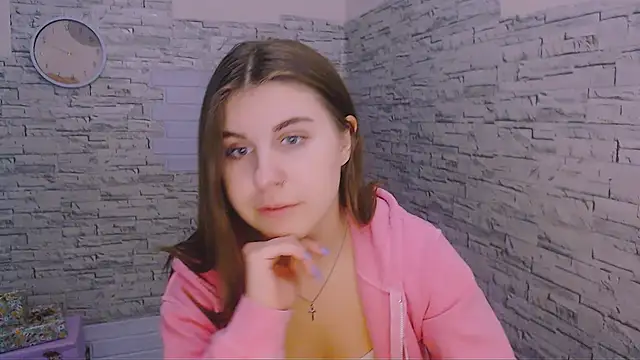 Snapshot of Sweet_Doll_Luna chatting on December 14, 2024, 9:13 pm Sweet Doll Luna online show from December 14, 2024, 9:13 pm