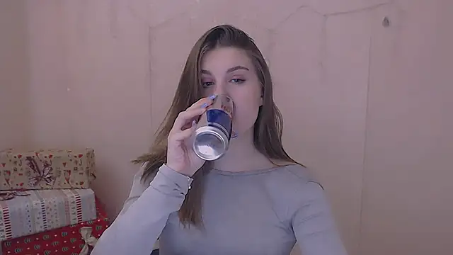 Snapshot of Sweet_Doll_Luna chatting on January 9, 2025, 12:41 pm Sweet Doll Luna online show from January 9, 2025, 12:41 pm