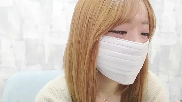 LOVE MOMO LOVE online show from March 8, 2026, 11:58 am