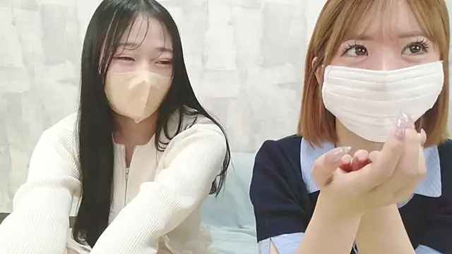 LOVE MOMO LOVE online show from May 5, 2026, 12:24 pm