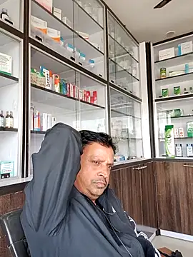 Raj1043 online show from December 2, 2025, 5:13 am