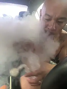 Snapshot of EatMyCake831 chatting on February 14, 2026, 8:05 pm EatMyCake831 online show from February 14, 2026, 8:05 pm