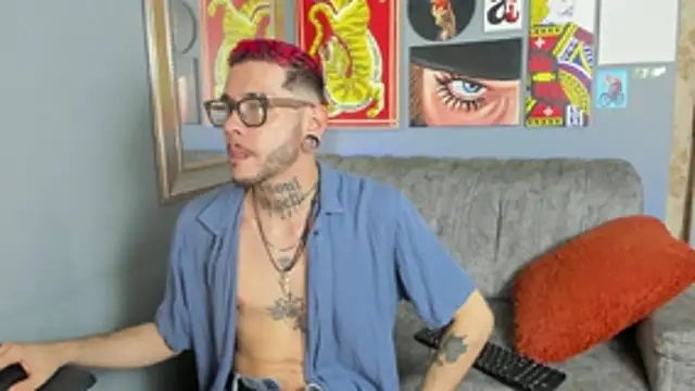 Snapshot of MurdockH chatting on November 7, 2025, 5:40 am MurdockH online show from November 7, 2025, 5:40 am