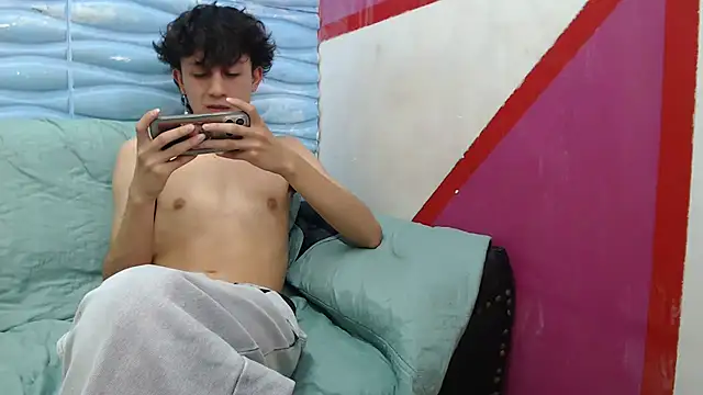 Felipe Browns online show from December 16, 2024, 4:49 pm