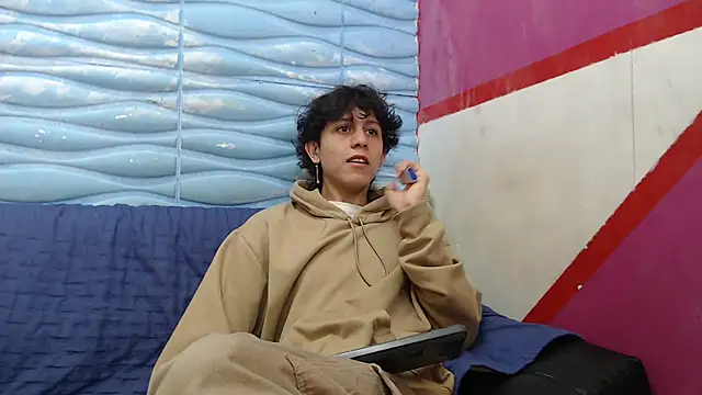 Felipe Browns online show from January 6, 2025, 1:30 pm