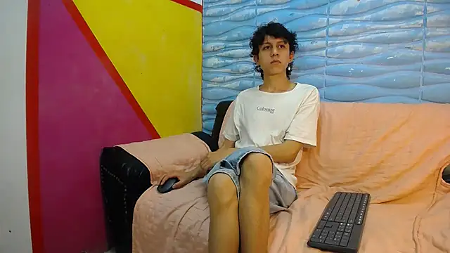 Felipe Browns online show from February 12, 2025, 1:59 pm