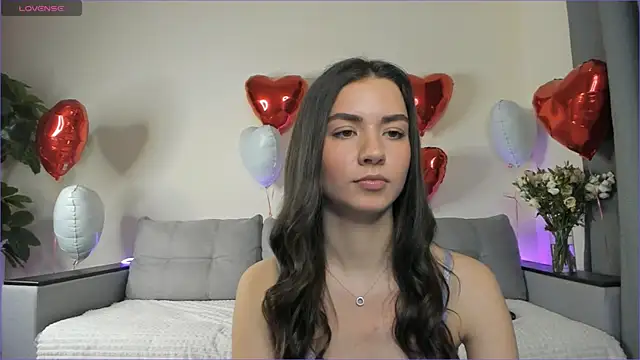 NicoleLuv online show from February 14, 2025, 4:09 pm